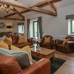 Rowan Holiday home *